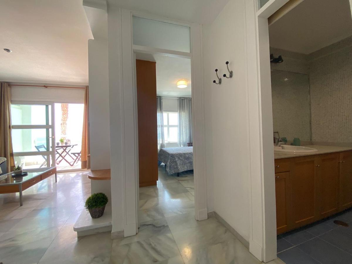 Apartamento En Primera Linea De Playa Рокетас-де-Мар Экстерьер фото