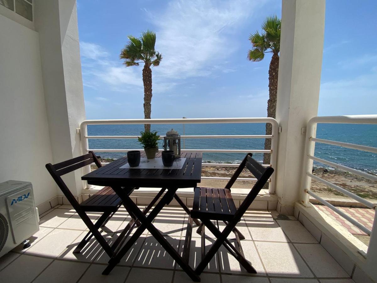 Apartamento En Primera Linea De Playa Рокетас-де-Мар Экстерьер фото
