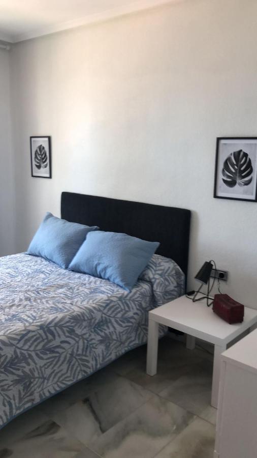 Apartamento En Primera Linea De Playa Рокетас-де-Мар Экстерьер фото