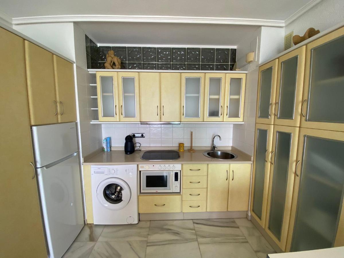 Apartamento En Primera Linea De Playa Рокетас-де-Мар Экстерьер фото